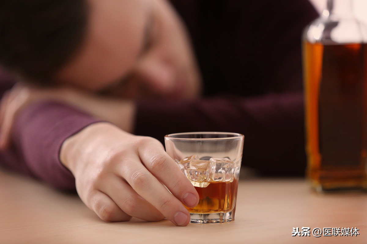 “低度潮饮”酒文化的引领者——酒分之一实现全宇宙青年喝酒自由-北京佳杰创业广告有限责任公司