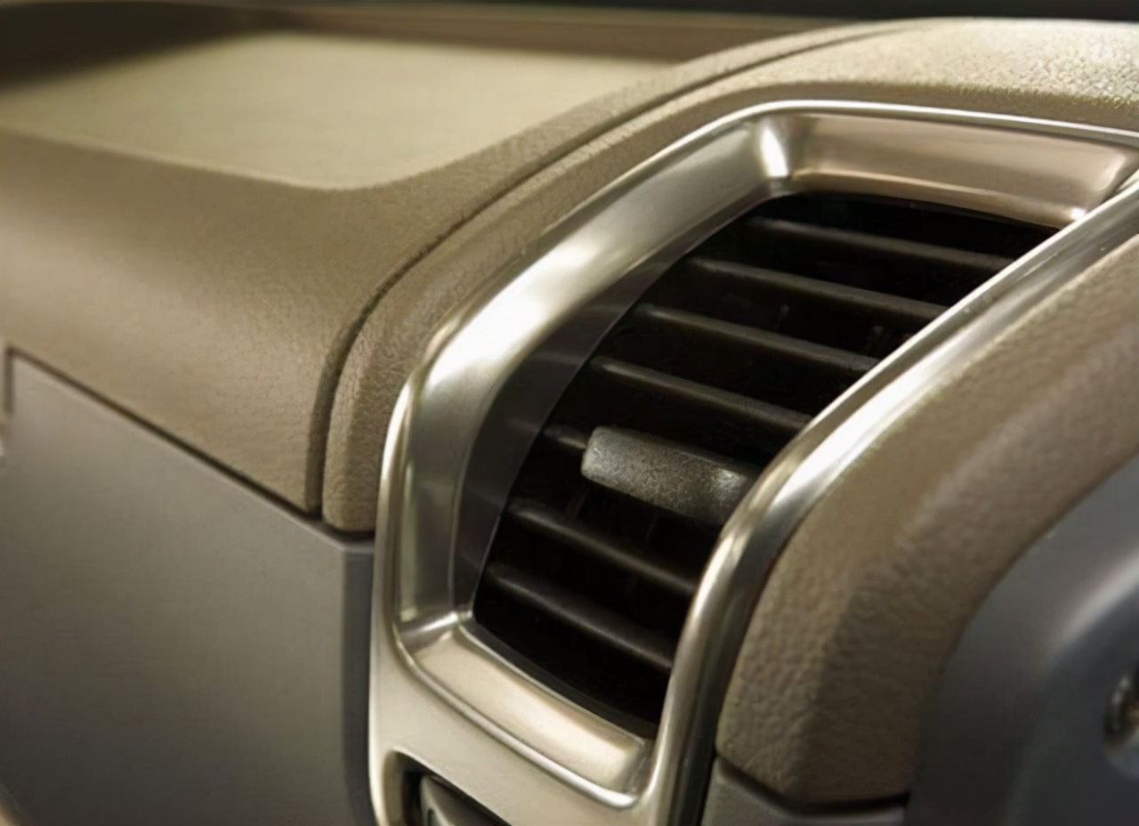 汽车空调不制冷的原因，如何进行补充