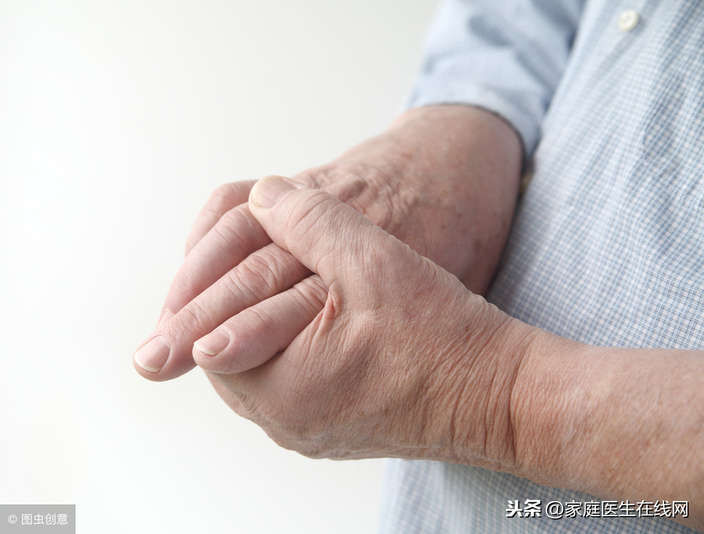 手经常发抖，可能是这3种疾病导致的！别以为是小事