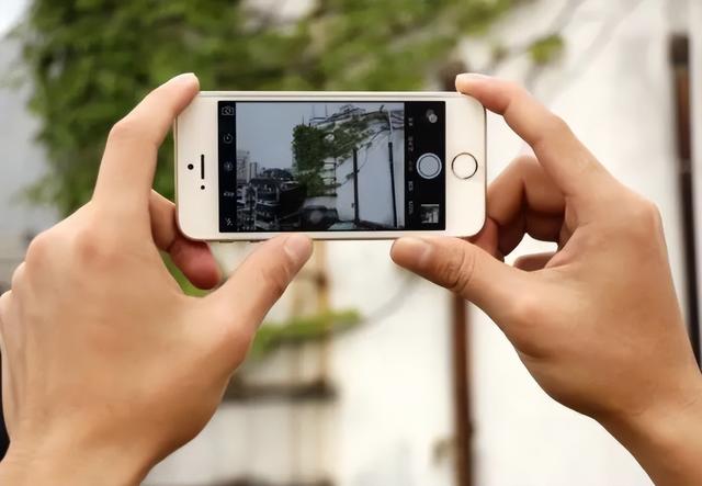 苹果手机如何拍小视频（苹果手机和小米手机拍照技巧）(4)