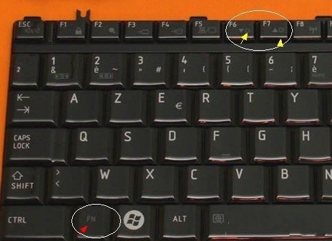 笔记本怎么调节屏幕亮度快捷键（调整电脑屏幕亮度的最佳方法）(1)