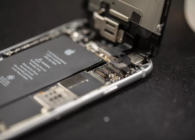 苹果手机电池寿命多少需要更换（iphone电池寿命到86%需要更换么）(2)