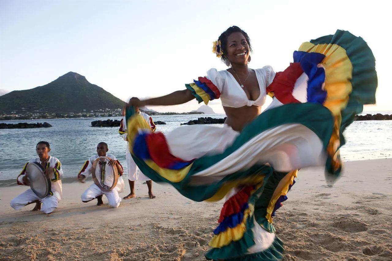 毛里求斯是一个非洲国家，但它的人口中印度裔占68.4%