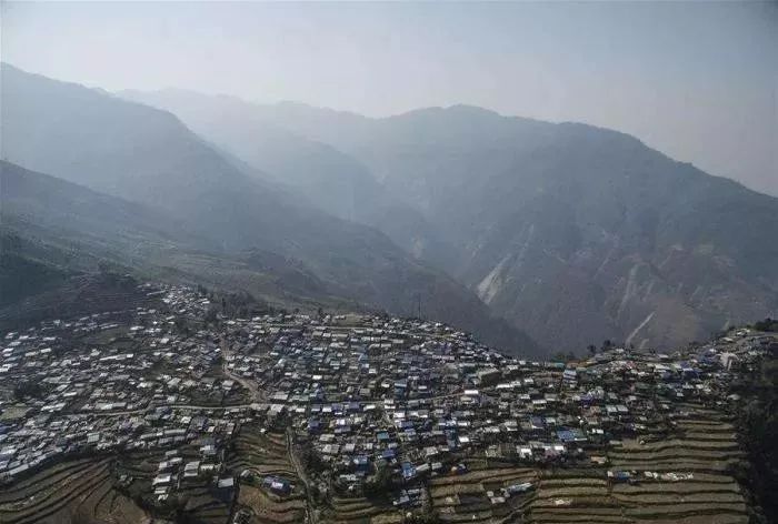 多山的尼泊尔，靠什么养活2800万人口？