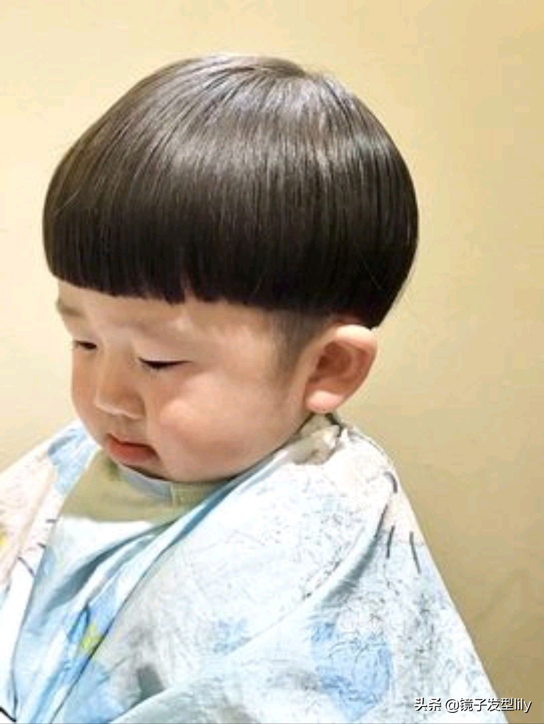 男宝宝卷发发型图片大全（小男孩别剪锅盖头了，看看这10几款，太帅了） | 说明书网