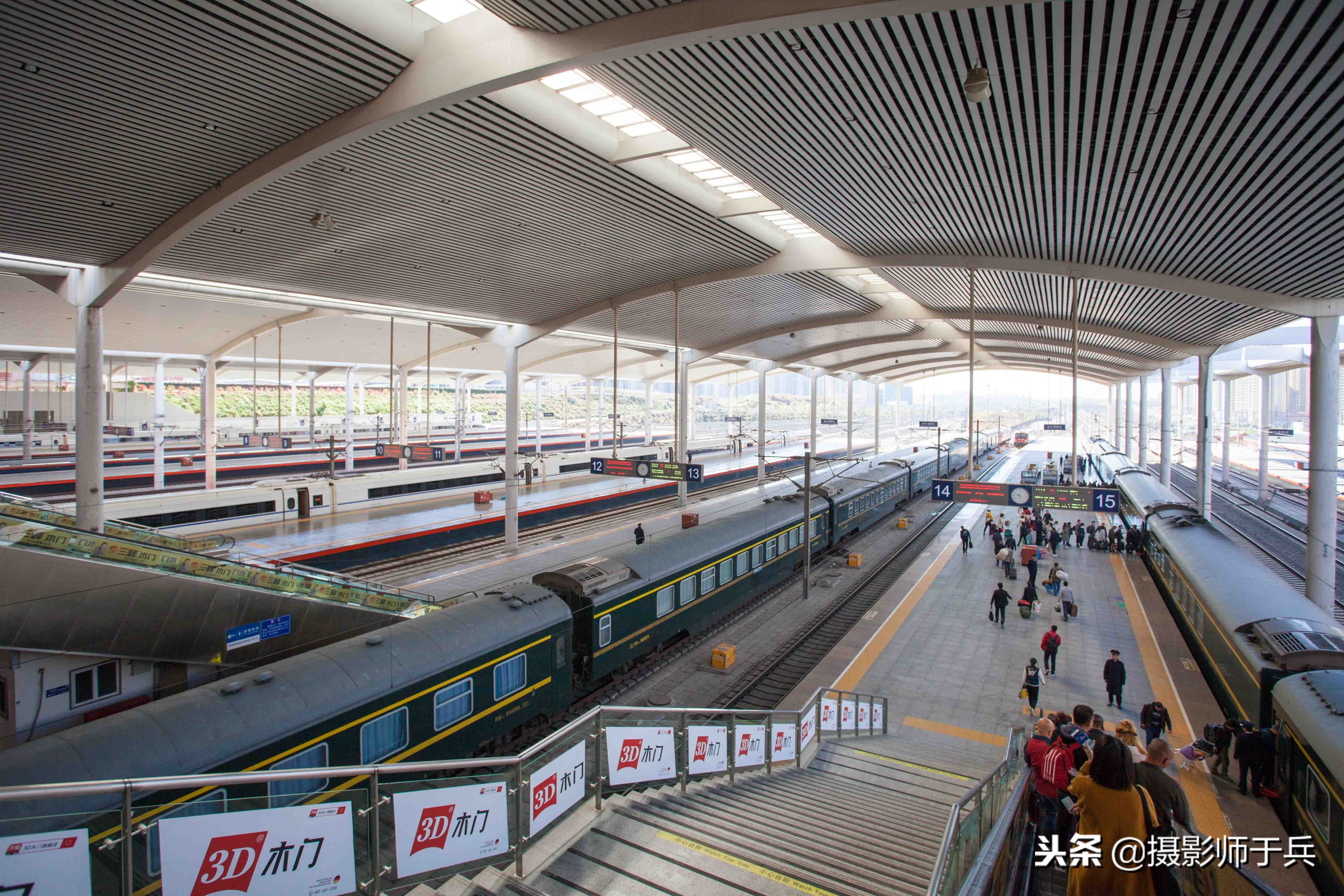 汉巴南铁路南充至巴中段启动铺轨 预计9月底完成施工|资讯频道_51网