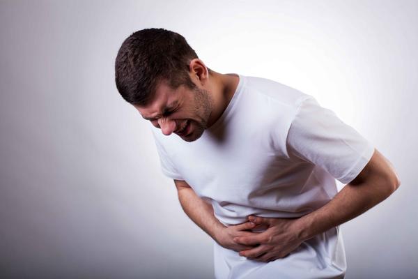 胃痛怎么快速缓解疼痛（胃部疼痛难忍？做好这4件事，或许能帮你缓解胃痛）