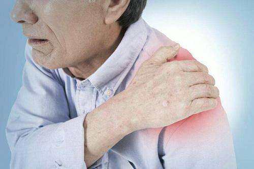 右肩疼痛是怎么回事（右肩膀疼痛可能是这8种癌）