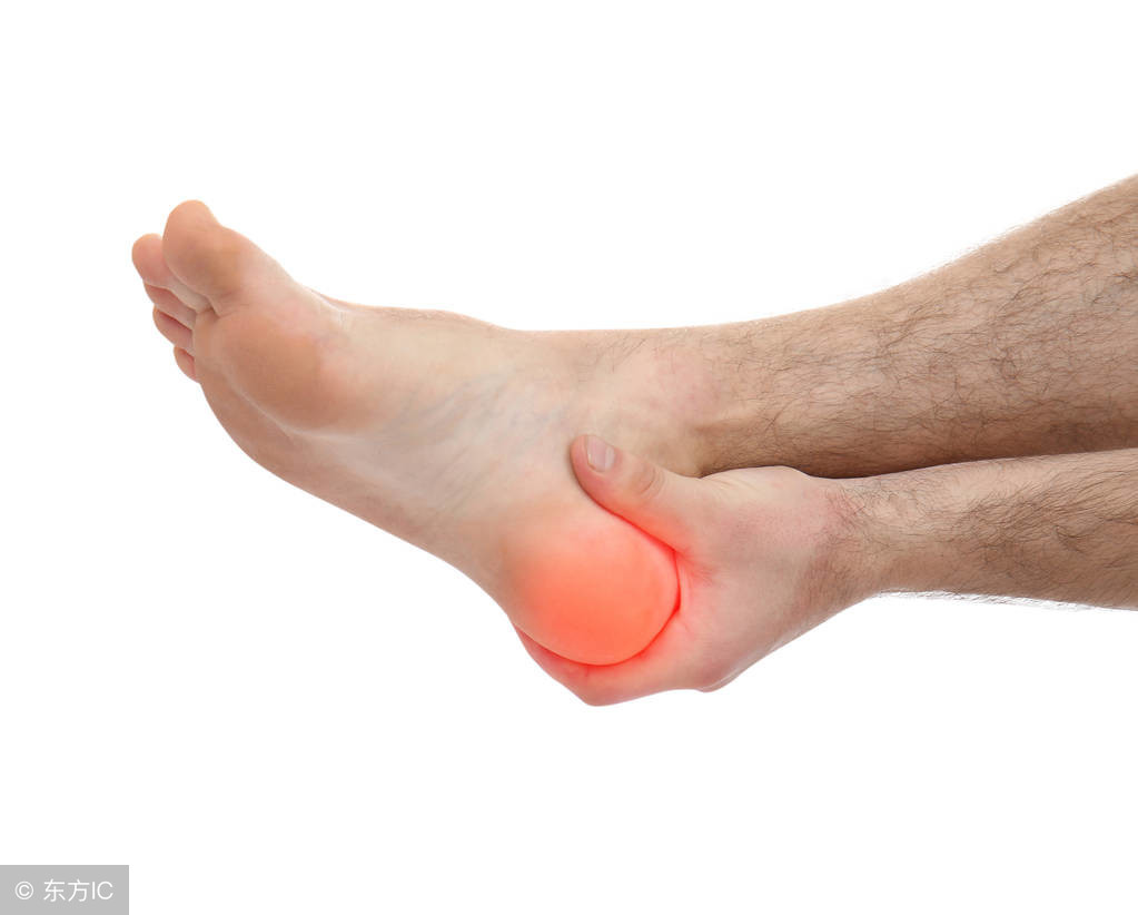 右脚后跟疼是预示什么（右脚后跟出现疼痛症状是肾亏引起的？还可能是这些家伙在捣蛋）