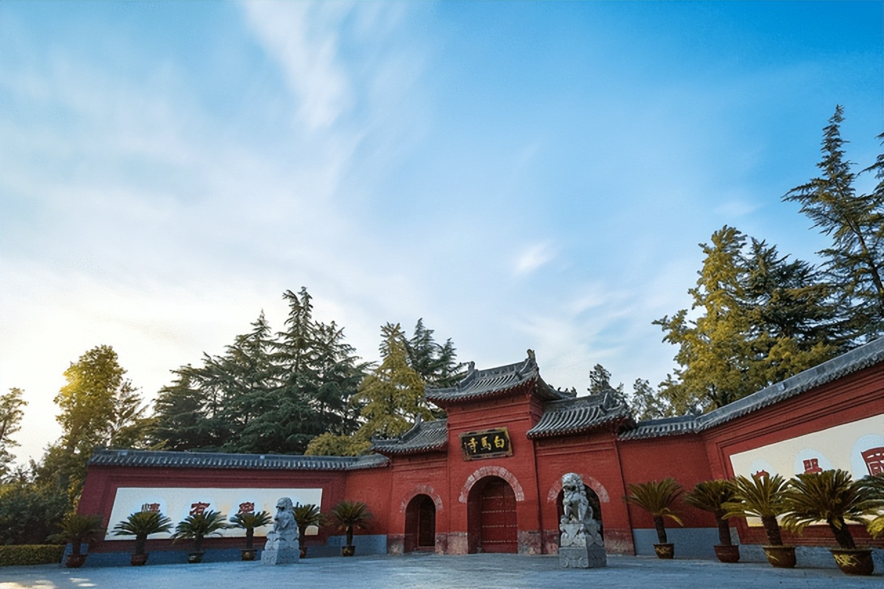 白马寺在哪个省什么位置（白马寺位于河南省洛阳市，有“中国第一古刹”之称）