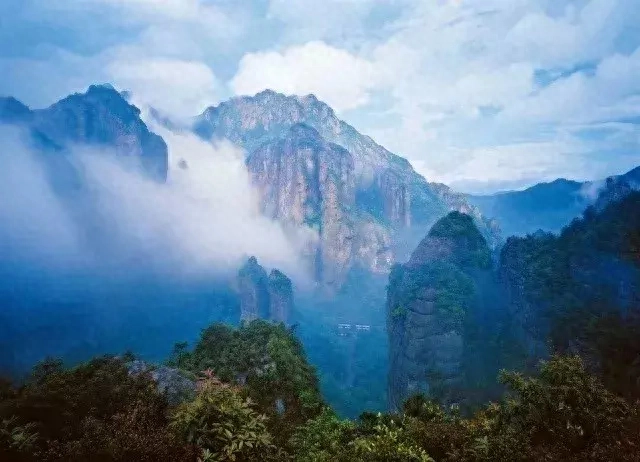 中国三山指什么山 ：三山，五岳之外的风景